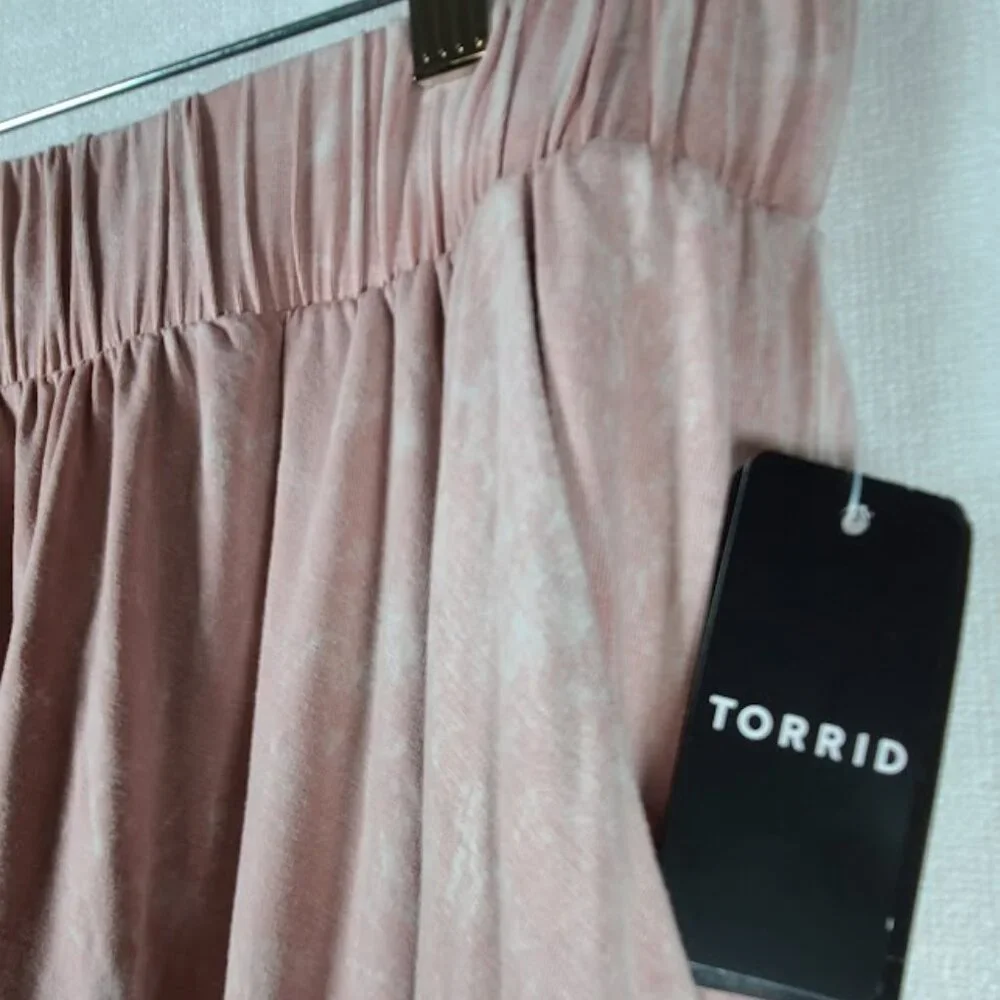 Torrid Women's Pink Super Soft Tiered Circle Pleated Casual Mini Skirt Size 3X - Picture 4 of 10